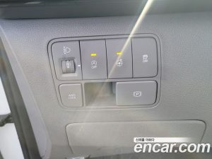 Hyundai Staria 4WD Lounge 7-Seater 2023 года из Южной Кореи