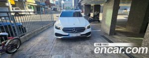 Mercedes-Benz E-Class E250 Avantgarde 2021 года из Южной Кореи