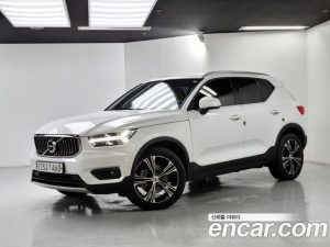 Volvo XC40 B4 Inscription 2021 года из Южной Кореи