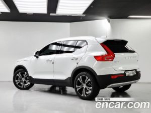 Volvo XC40 B4 Inscription 2021 года из Южной Кореи
