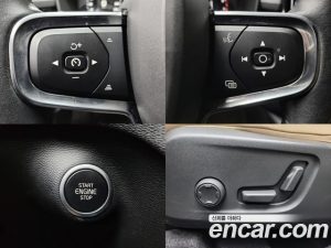 Volvo XC40 B4 Inscription 2021 года из Южной Кореи