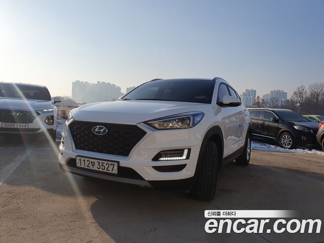 Hyundai Tucson Дизель 2.0 2WD 2019 года из Кореи