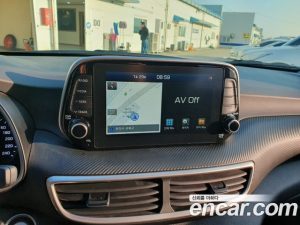 Hyundai Tucson Дизель 2.0 2WD 2019 года из Южной Кореи