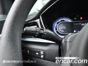Kia Niro 1.6 HEV 2020 года из Южной Кореи