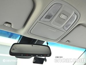 Kia Niro 1.6 HEV 2020 года из Южной Кореи