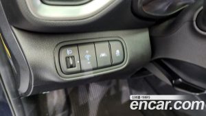 Hyundai Venue 1.6 Modern 2020 года из Южной Кореи