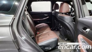 Hyundai Santafe Бензин 2.0T 2WD 2020 года из Южной Кореи