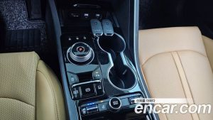 Kia K5 1.6 Turbo 2023 года из Южной Кореи