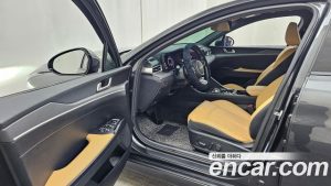 Kia K5 1.6 Turbo 2023 года из Южной Кореи