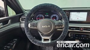 Kia K5 1.6 Turbo 2023 года из Южной Кореи
