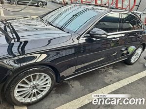 Mercedes-Benz E-Class E250 Exclusive 2021 года из Южной Кореи