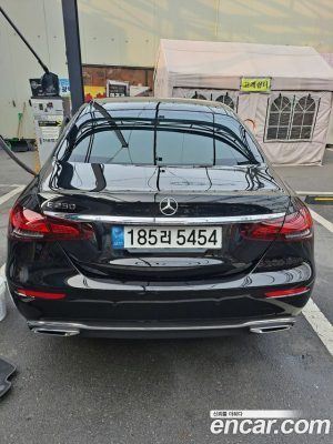 Mercedes-Benz E-Class E250 Exclusive 2021 года из Южной Кореи