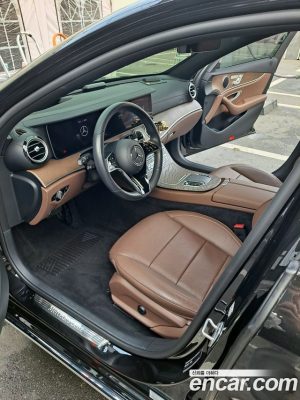 Mercedes-Benz E-Class E250 Exclusive 2021 года из Южной Кореи
