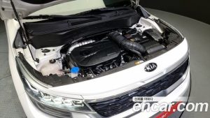 Kia Seltos Бензин 1.6 Turbo 2WD 2021 года из Южной Кореи