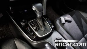 Kia Seltos Бензин 1.6 Turbo 2WD 2021 года из Южной Кореи