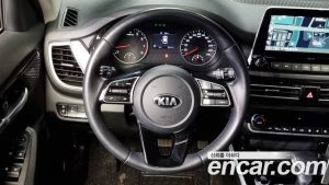 Kia Seltos Бензин 1.6 Turbo 2WD 2021 года из Южной Кореи