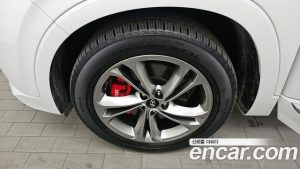 Hyundai Santafe Бензин 2.0T 2WD 2020 года из Южной Кореи