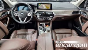 BMW 5-Series 530i xDrive Luxury Plus 2020 года из Южной Кореи