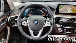BMW 5-Series 530i xDrive Luxury Plus 2020 года из Южной Кореи