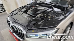 BMW 7-Series 730Ld xDrive Design Pure Excellence 2021 года из Южной Кореи