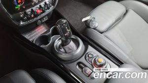 Mini Clubman High 2021 года из Южной Кореи