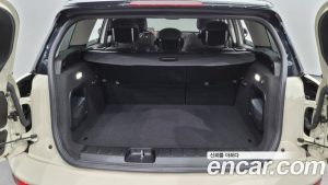 Mini Clubman High 2021 года из Южной Кореи