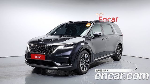 Kia Carnival 9-Seater Signature 2023 года из Кореи