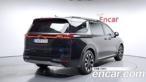 Kia Carnival 9-Seater Signature 2023 года из Южной Кореи