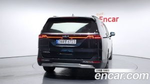 Kia Carnival 9-Seater Signature 2023 года из Южной Кореи