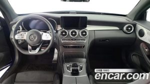 Mercedes-Benz C-Class C200 Coupe 2023 года из Южной Кореи