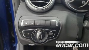 Mercedes-Benz C-Class C200 Coupe 2023 года из Южной Кореи