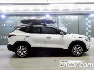 Kia Seltos Дизель 1.6 2WD 2020 года из Южной Кореи