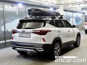 Kia Seltos Дизель 1.6 2WD 2020 года из Южной Кореи