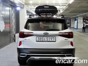 Kia Seltos Дизель 1.6 2WD 2020 года из Южной Кореи