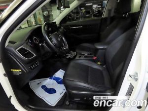 Kia Seltos Дизель 1.6 2WD 2020 года из Южной Кореи