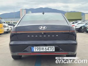 Hyundai Grandeur Calligraphy 2023 года из Южной Кореи