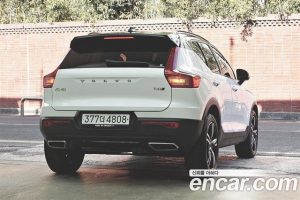 Volvo XC40 T4 R-디자인 2020 года из Южной Кореи