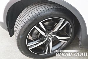 Volvo XC40 T4 R-디자인 2020 года из Южной Кореи