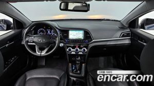 Hyundai AVANTE 1.6 2020 года из Южной Кореи