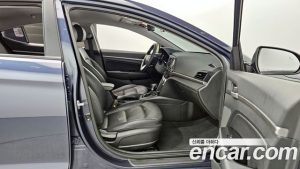 Hyundai AVANTE 1.6 2020 года из Южной Кореи