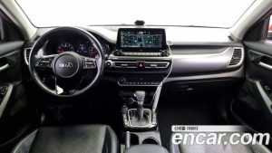 Kia Seltos Бензин 1.6 Turbo 2WD 2020 года из Южной Кореи