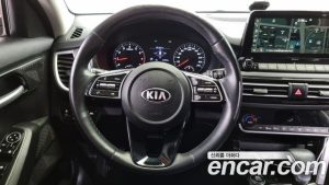 Kia Seltos Бензин 1.6 Turbo 2WD 2020 года из Южной Кореи
