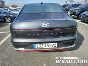 Hyundai Grandeur 2.5 Бензин 2WD 2023 года из Южной Кореи