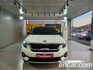 Kia Seltos Дизель 1.6 2WD 2020 года из Южной Кореи