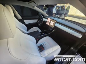 Tesla Model 3 Performance 2020 года из Южной Кореи