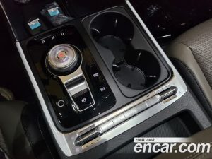 Kia Carnival Бензин 7-Seater Noblesse 2024 года из Южной Кореи