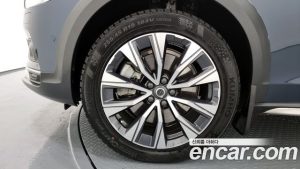 Volvo V90 B5 PRO AWD 2021 года из Южной Кореи