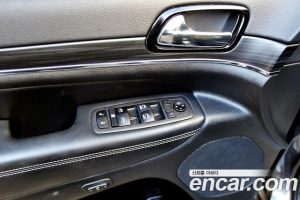 Jeep Cherokee 3.6 80th Anniversary Edition 2021 года из Южной Кореи