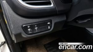 Kia Seltos Бензин 1.6 Turbo 2WD 2020 года из Южной Кореи