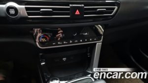 Kia Seltos Бензин 1.6 Turbo 2WD 2020 года из Южной Кореи